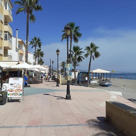 Beautiful Beachfront Newly Renovated 2 Bedroom Apartment With Swimming Pool And Garden San Luis de Sabinillas Exteriör bild